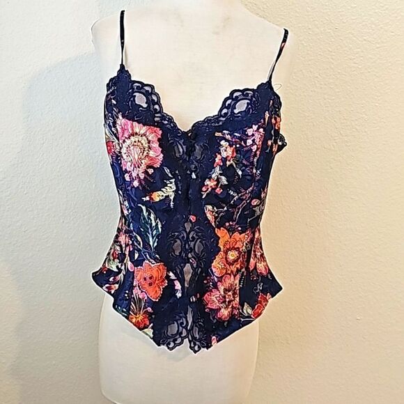 Victoria's Secret Other - Victoria's Secret Vintage Gold Label Floral and Lace Button Up Camisole M